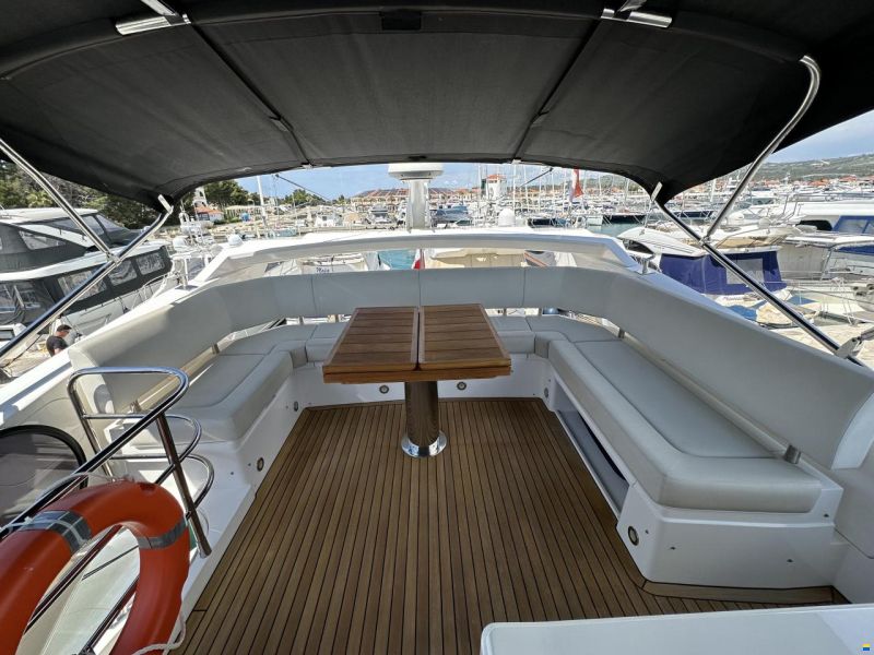 Sunseeker Manhattan 52