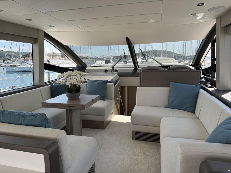 Sunseeker Manhattan 52