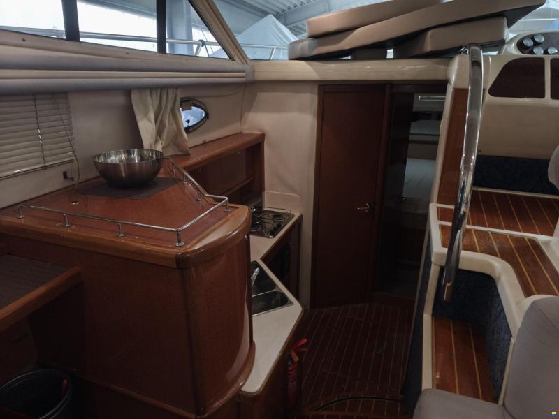 Sealine F 37