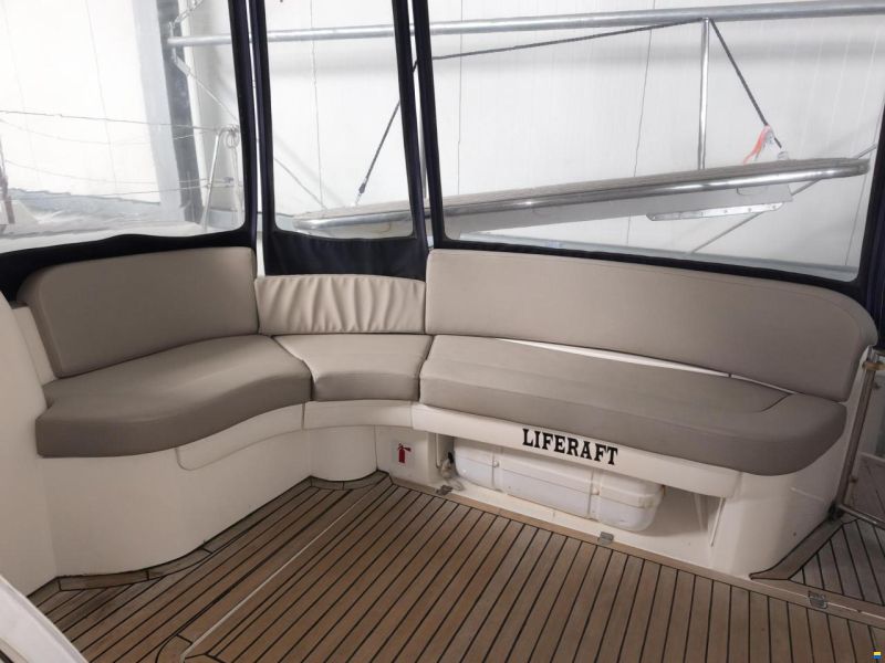 Sealine F 37