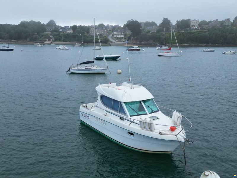 Jeanneau Merry Fisher 805