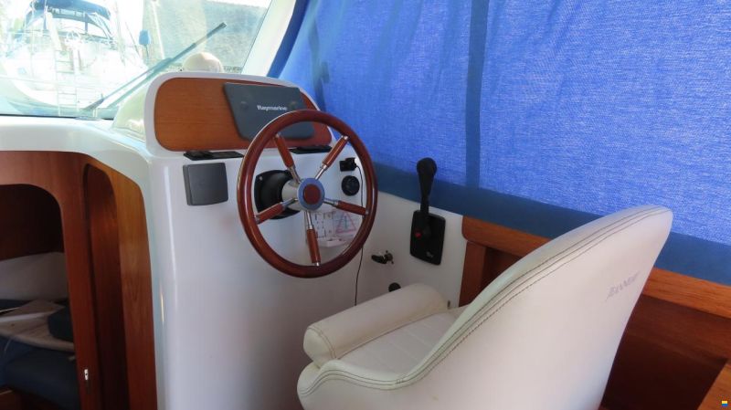 Jeanneau Merry Fisher 805
