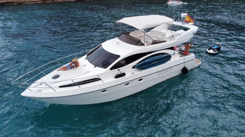 Azimut 46