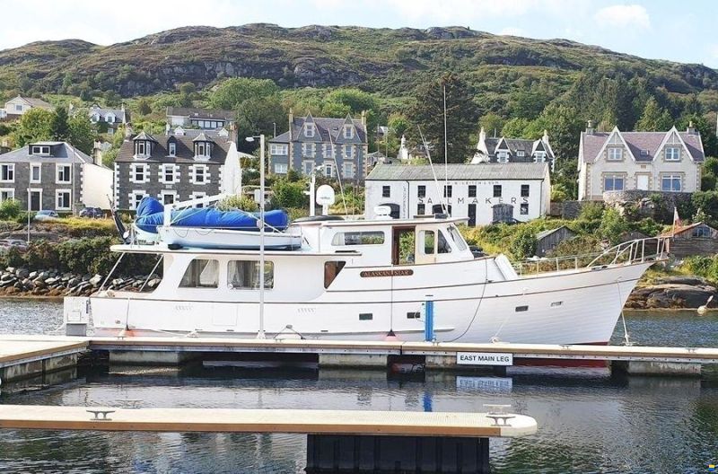 American Marine Alaskan 49