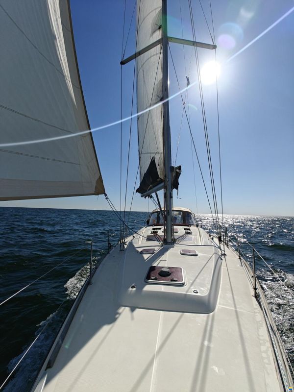 Beneteau Oceanis 43