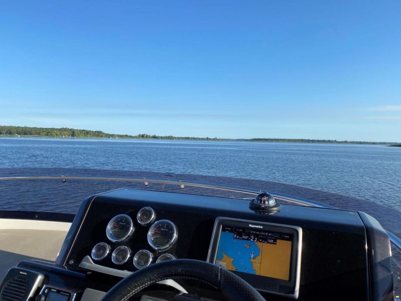 Galeon 420 Fly
