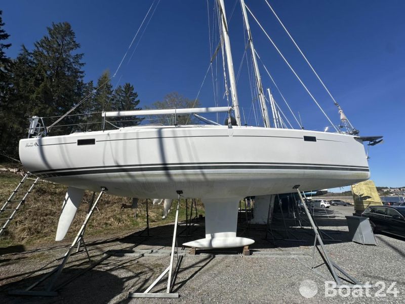 Hanse 385