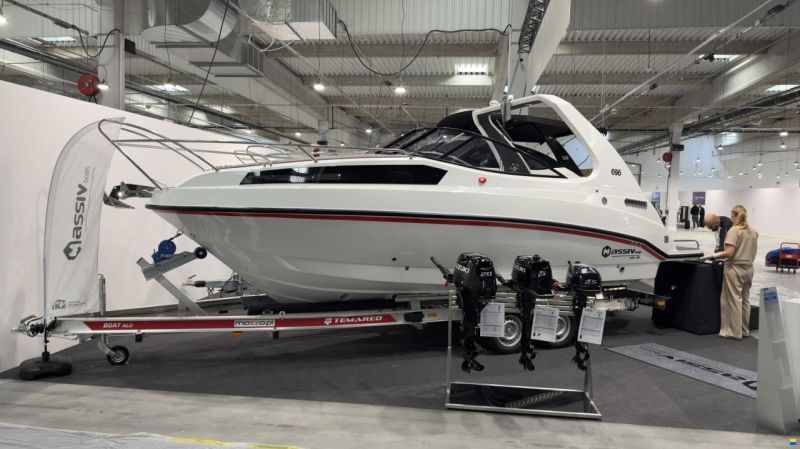 Massiv Boats Cabin 695
