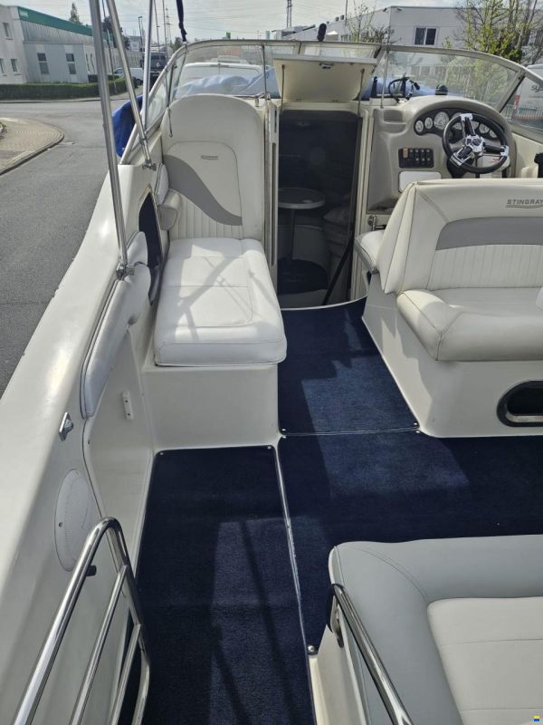 Stingray 240CS