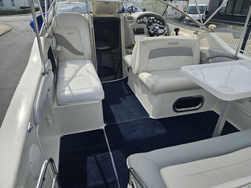 Stingray 240CS