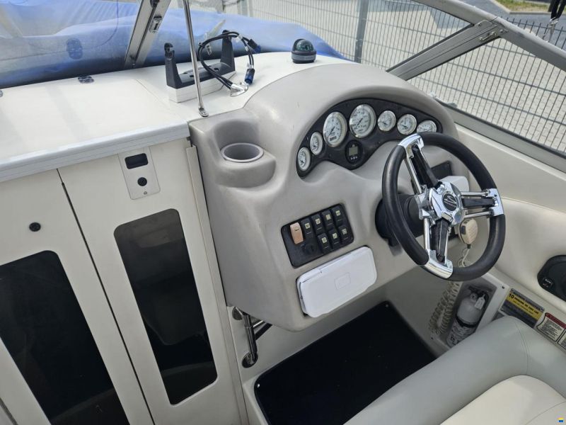 Stingray 240CS