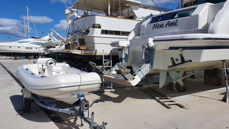 Fairline Squadron 58