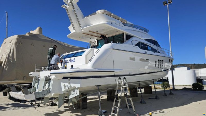 Fairline Squadron 58