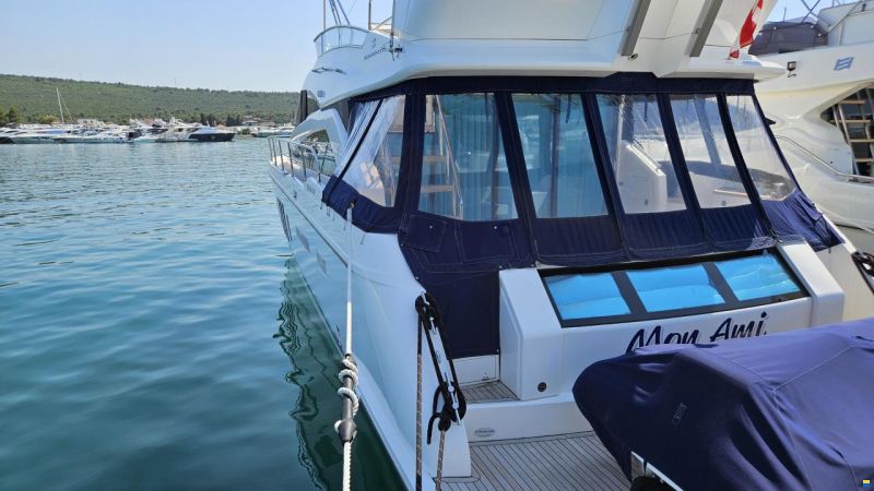 Fairline Squadron 58