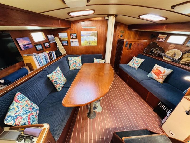 Irwin 41 CC Ketch