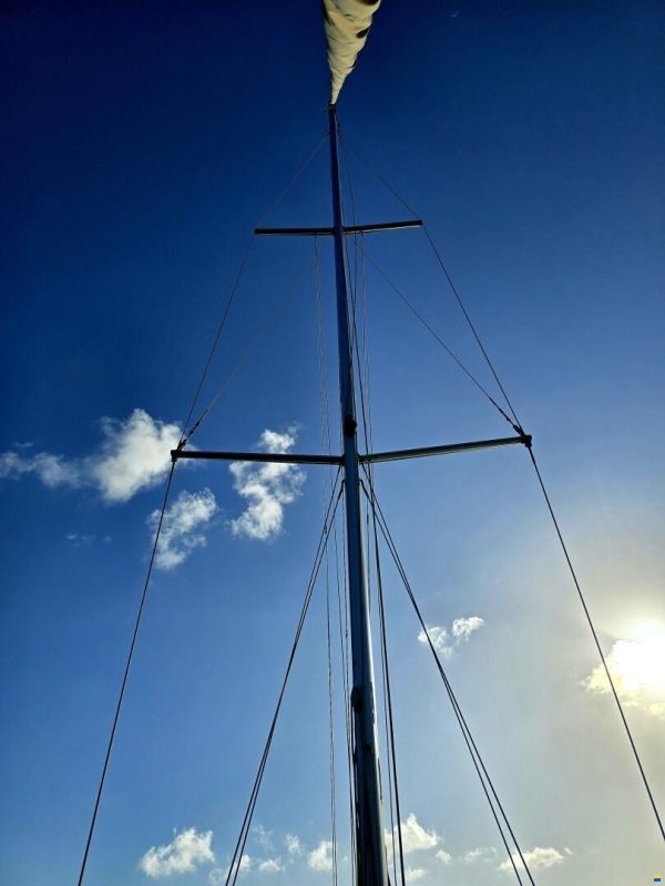 Camper & Nicholsons 36