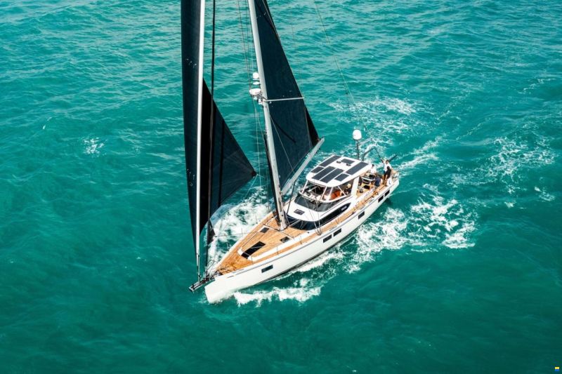 Hylas 57