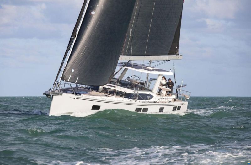 Hylas 57