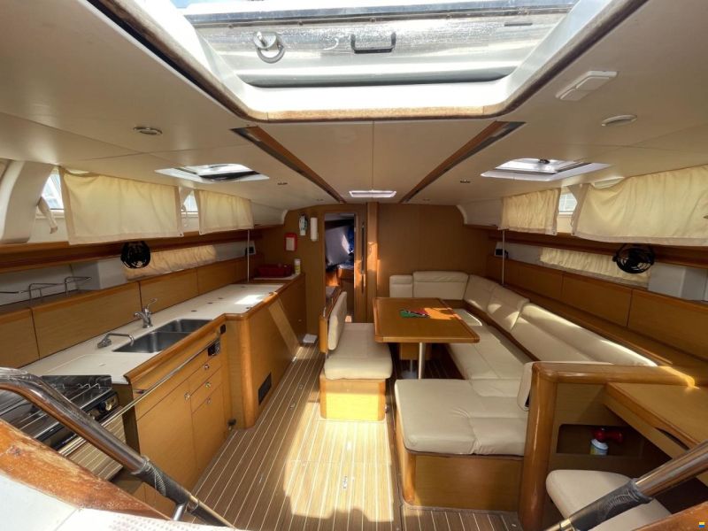 Jeanneau 44i