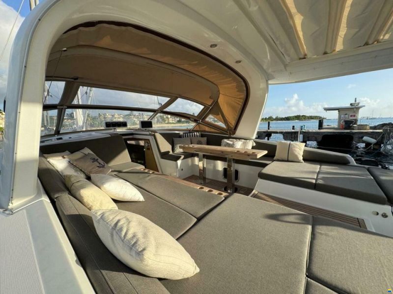 Jeanneau 65