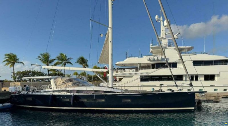Jeanneau 65
