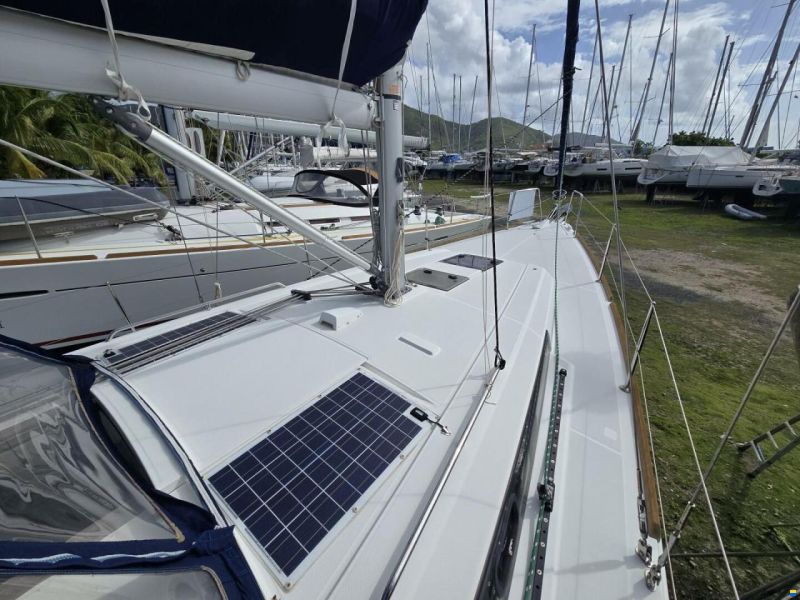 Beneteau 38.1