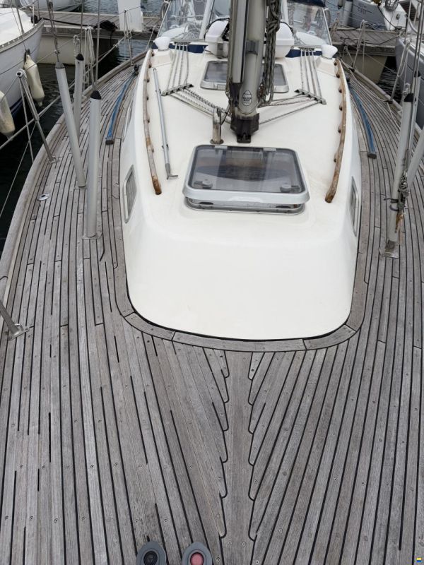 Hallberg-Rassy 34
