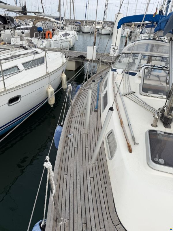 Hallberg-Rassy 34