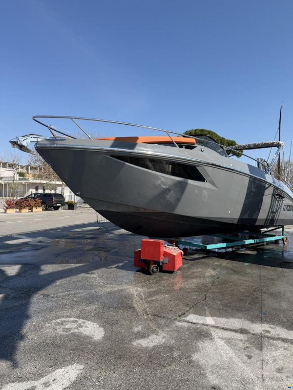 Cranchi E30 Endurance