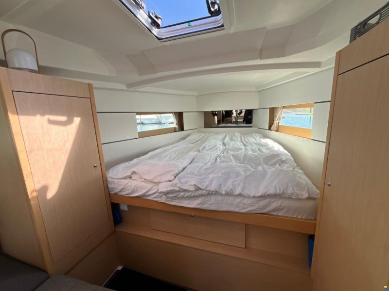 Beneteau Oceanis 38