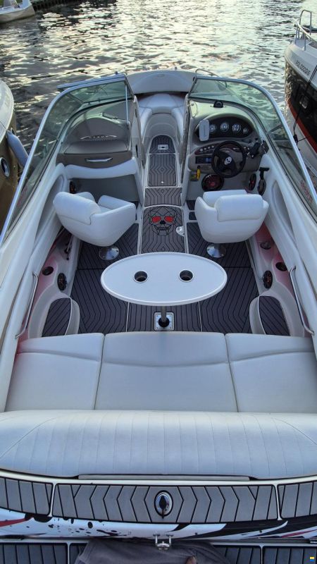 Maxum 240 SC