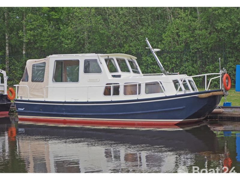 Holiday Boating Doerak LX 801 Salon