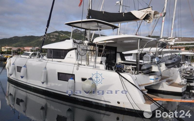 Lagoon 42