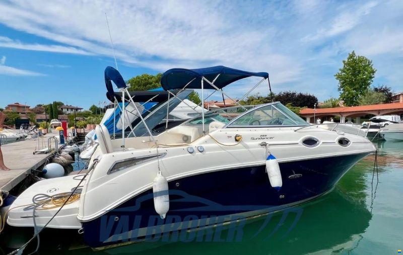 Sea Ray 255 DA Sundancer