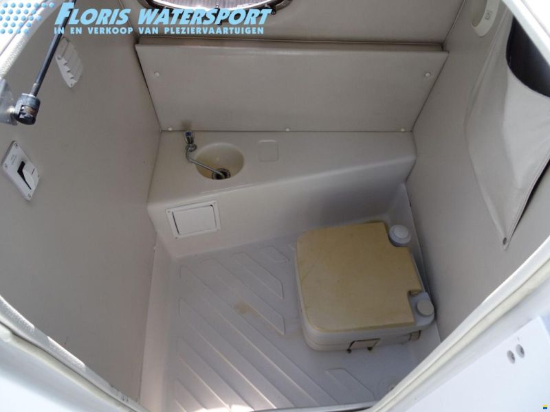 Crownline 238 DB