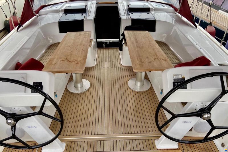 Hanse 508