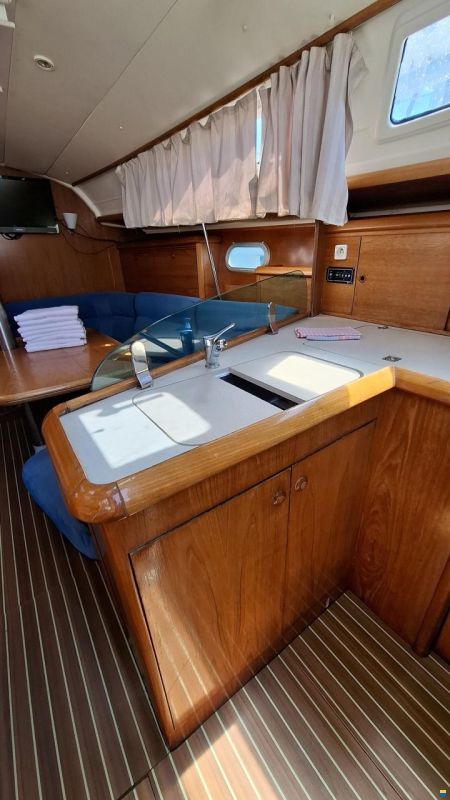 Jeanneau Sun Odyssey 35