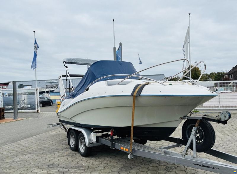 Quicksilver 555 WA Commander