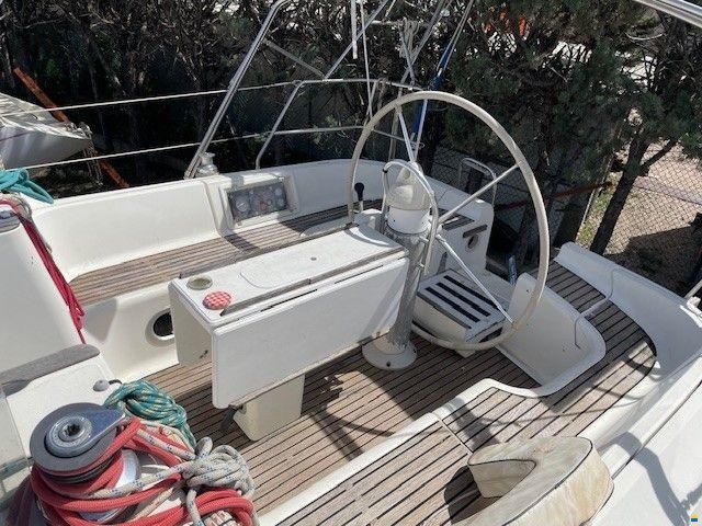 Jeanneau Sun Odyssey 37.2