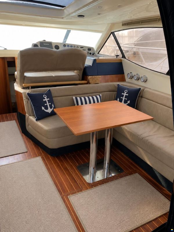Sealine C39 Hardtop
