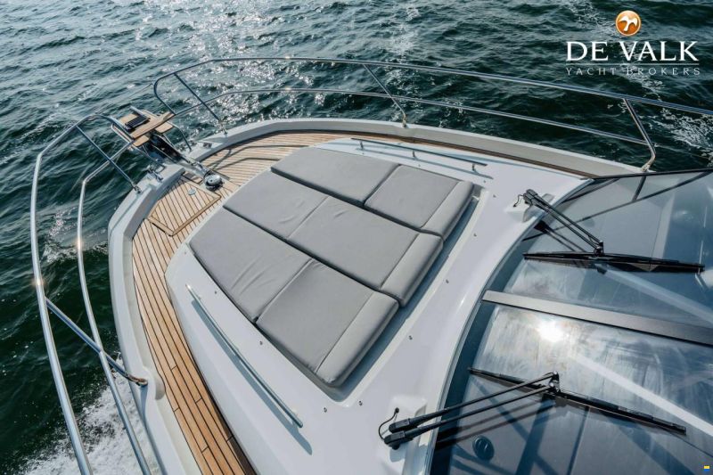 Prestige 420 Flybridge