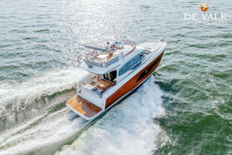 Prestige 420 Flybridge