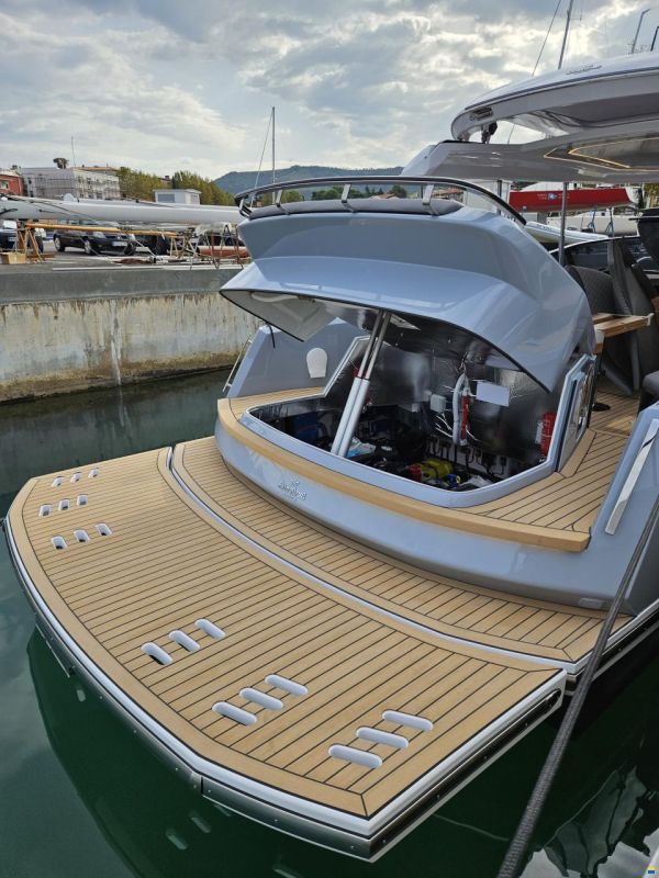 Alfastreet 28 Cabin Electric