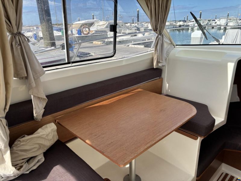 Jeanneau Merry Fisher 725