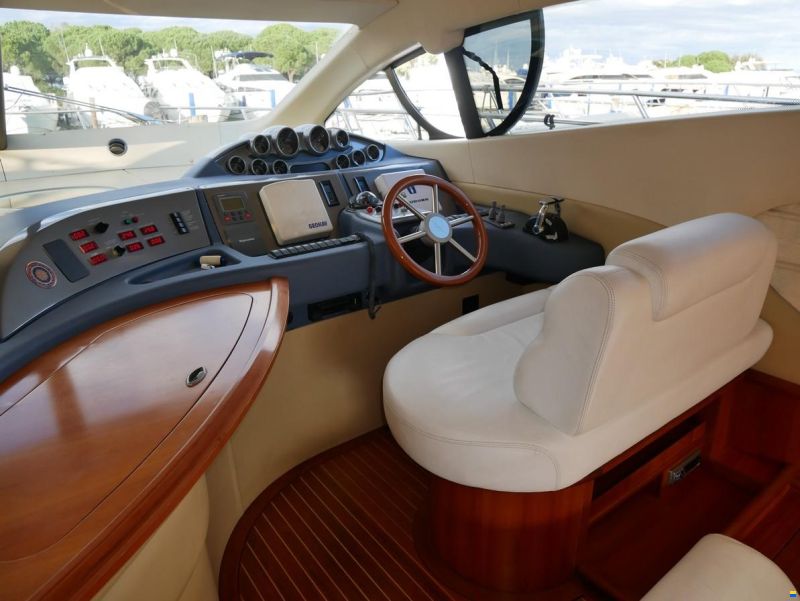 Azimut 50