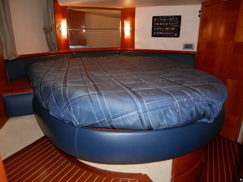 Azimut 50