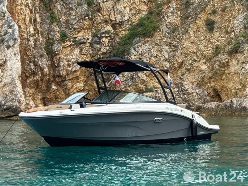 Sea Ray 210 SPX