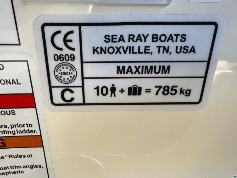 Sea Ray 210 SPX