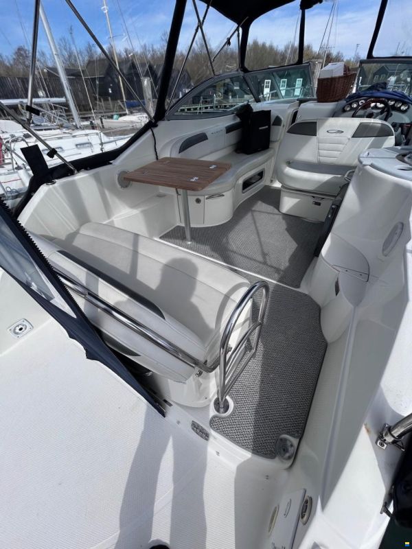 Maxum 2600SE