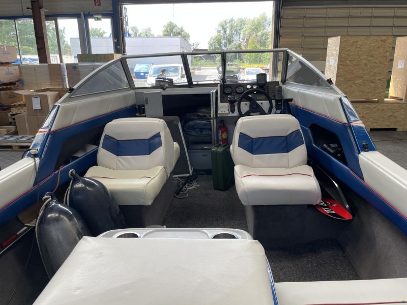 Bayliner 1952 Classic